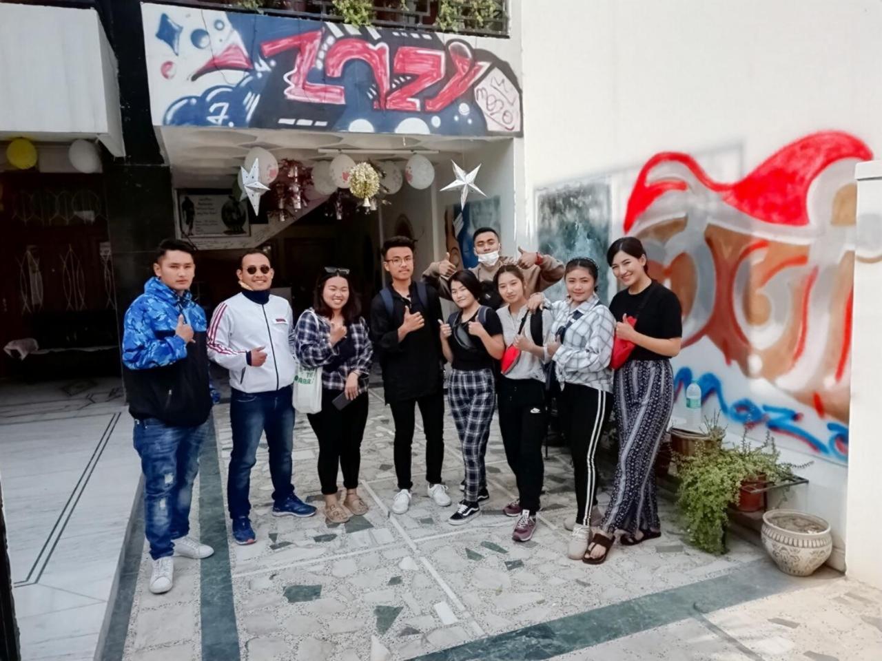 ג'איפור Lazy Mozo Backpackers Hostel מראה חיצוני תמונה